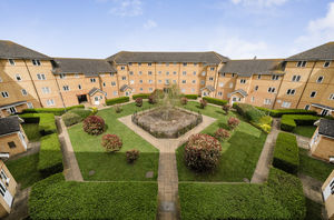 Communal garden- click for photo gallery